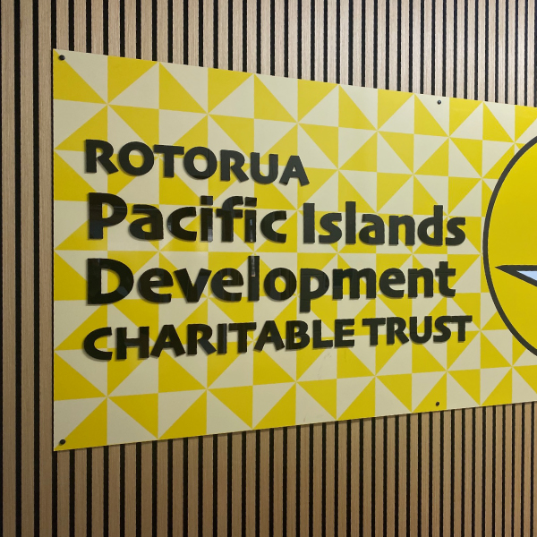 StarSign_Retail Rotorua Pacific Islands Development Charitable Trust signage installed by StarSign at their building on Arthur Street
